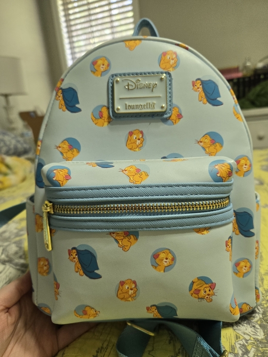 Loungefly Handbags - Oliver And Company Loungefly